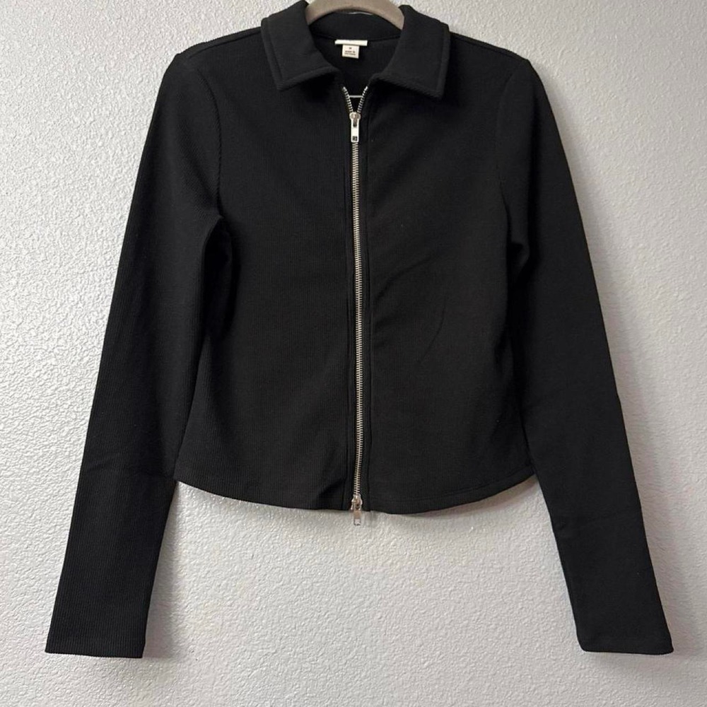 A New Day Black Long Sleeve Zip Up with Collar